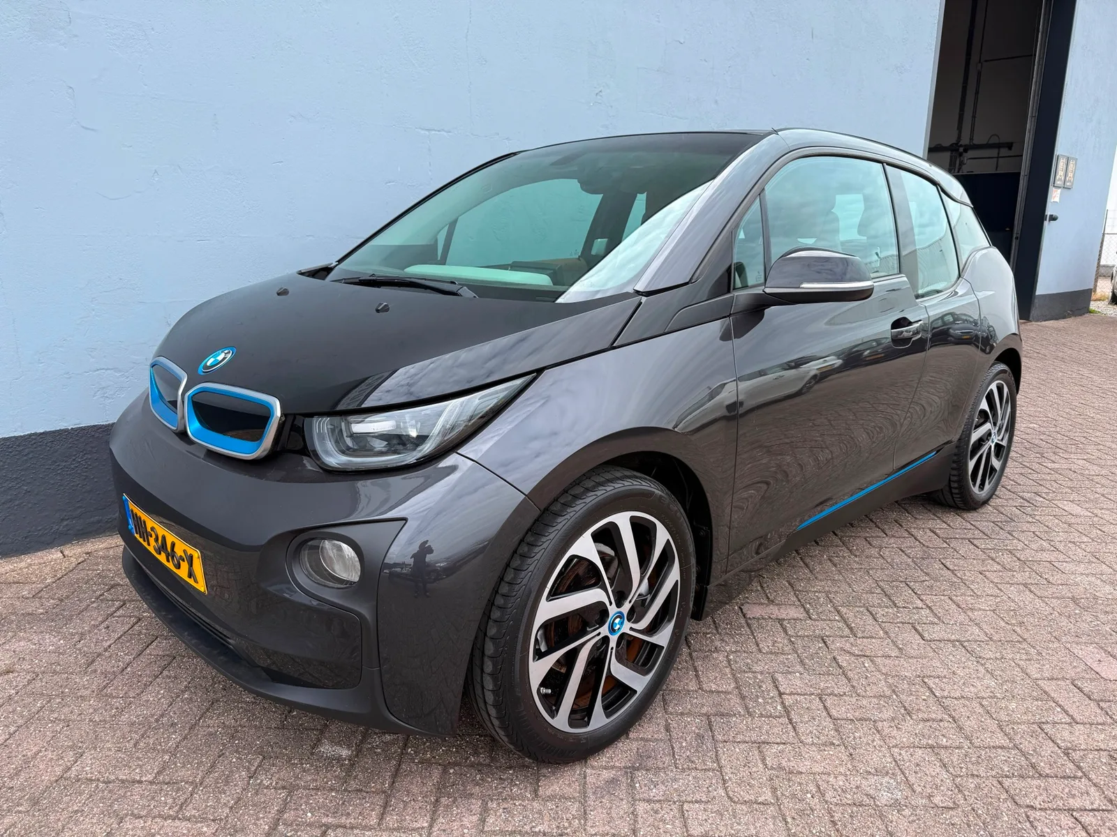 BMW i3 (2015) — foto 1