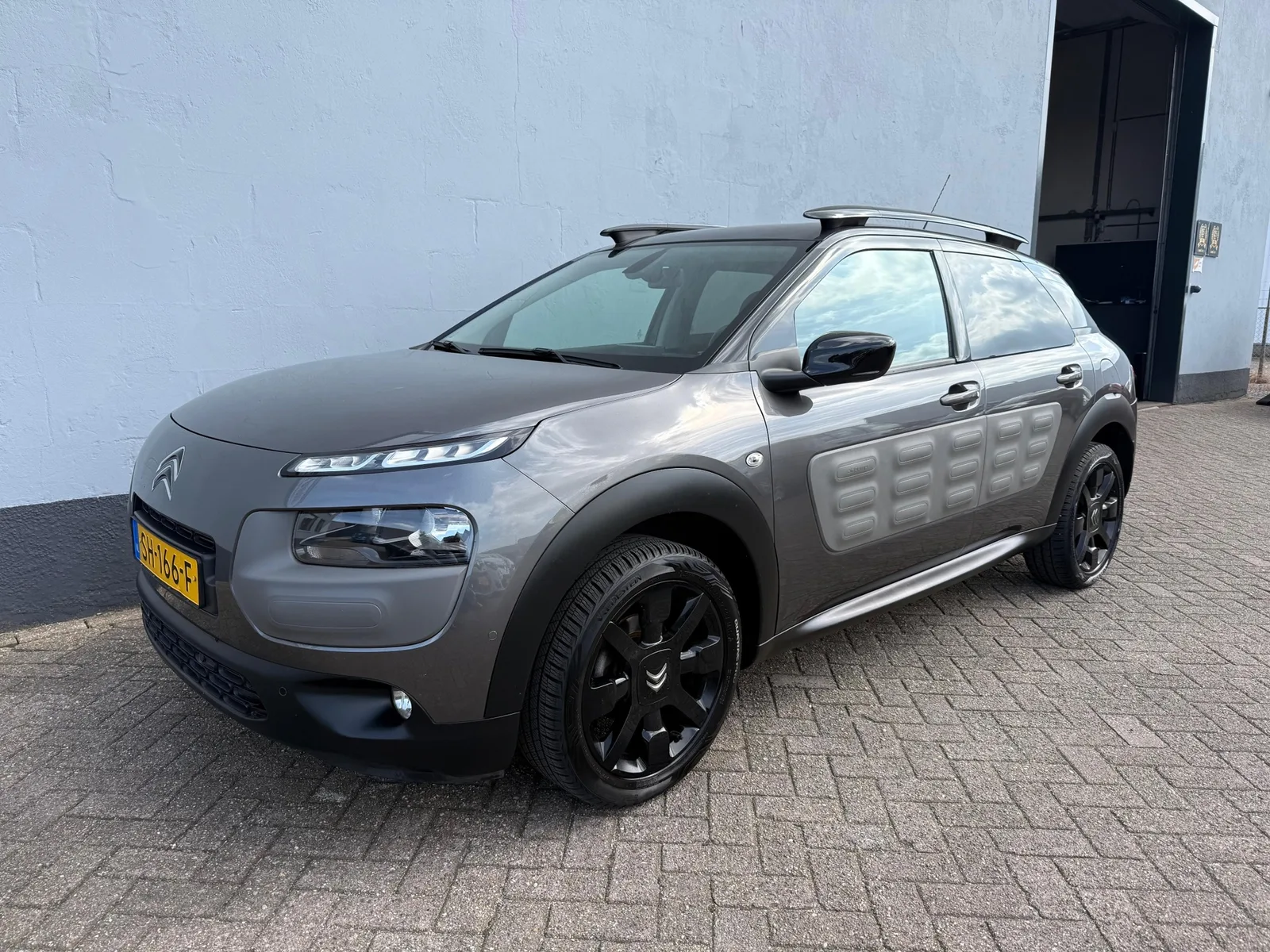 Citroën C4 Cactus (2018) — foto 1