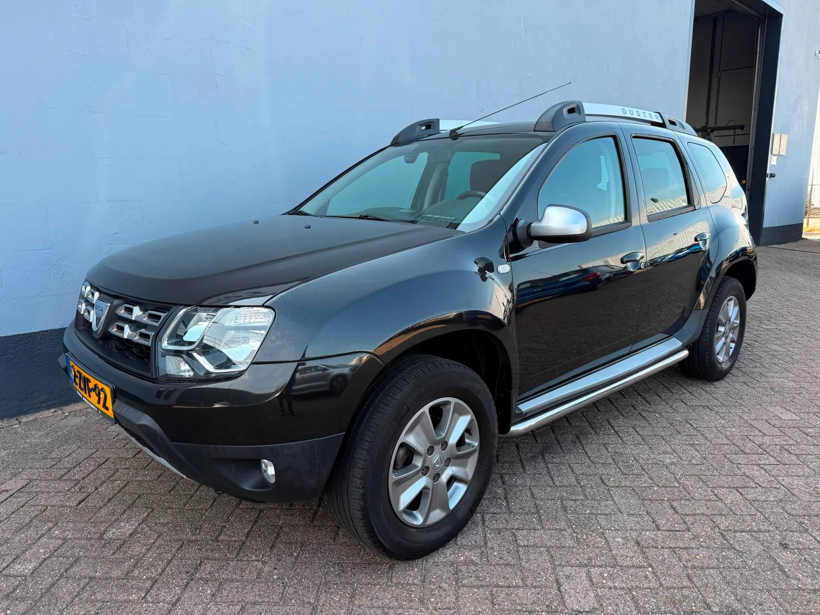 Dacia Duster (2015) — foto 1
