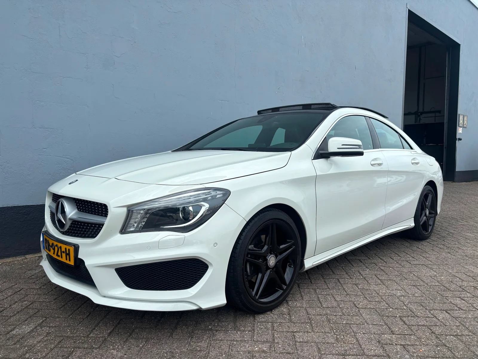 Mercedes-Benz CLA-Klasse (2016) — foto 1