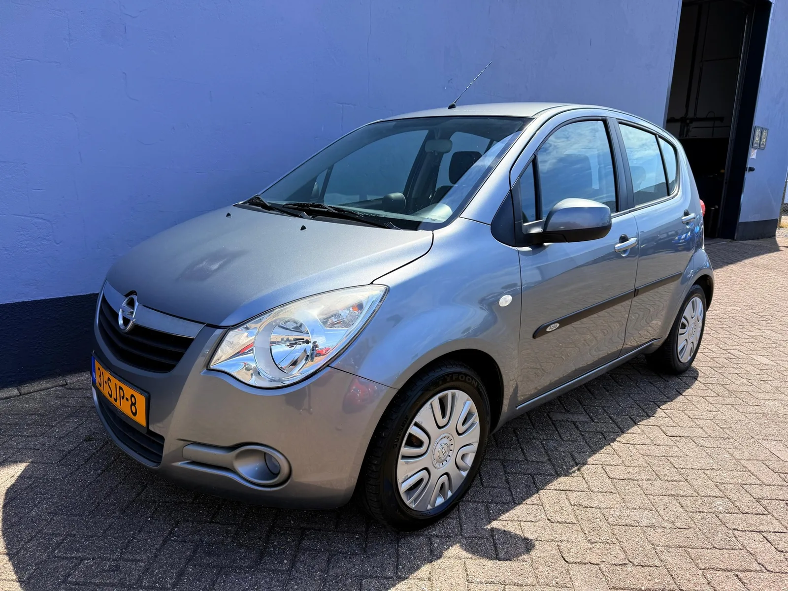 Opel Agila (2011) — foto 1