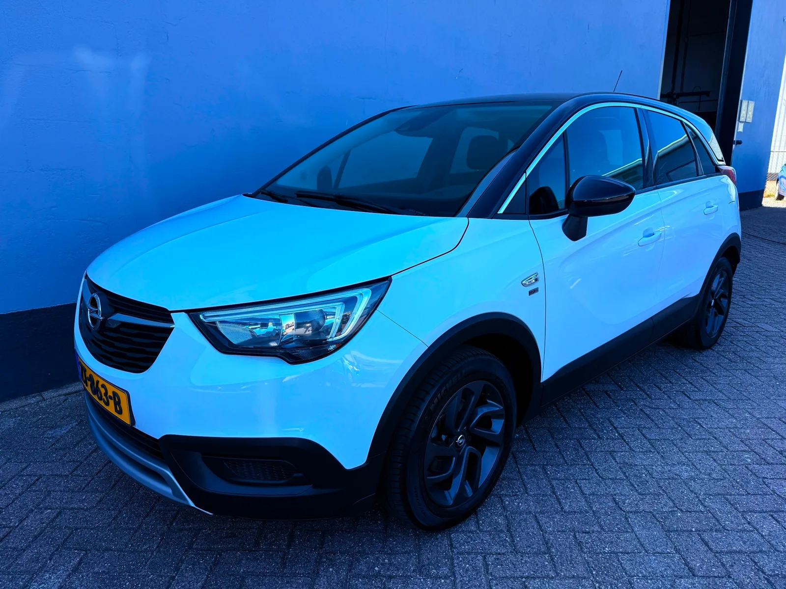 Opel Crossland X (2019) — foto 1