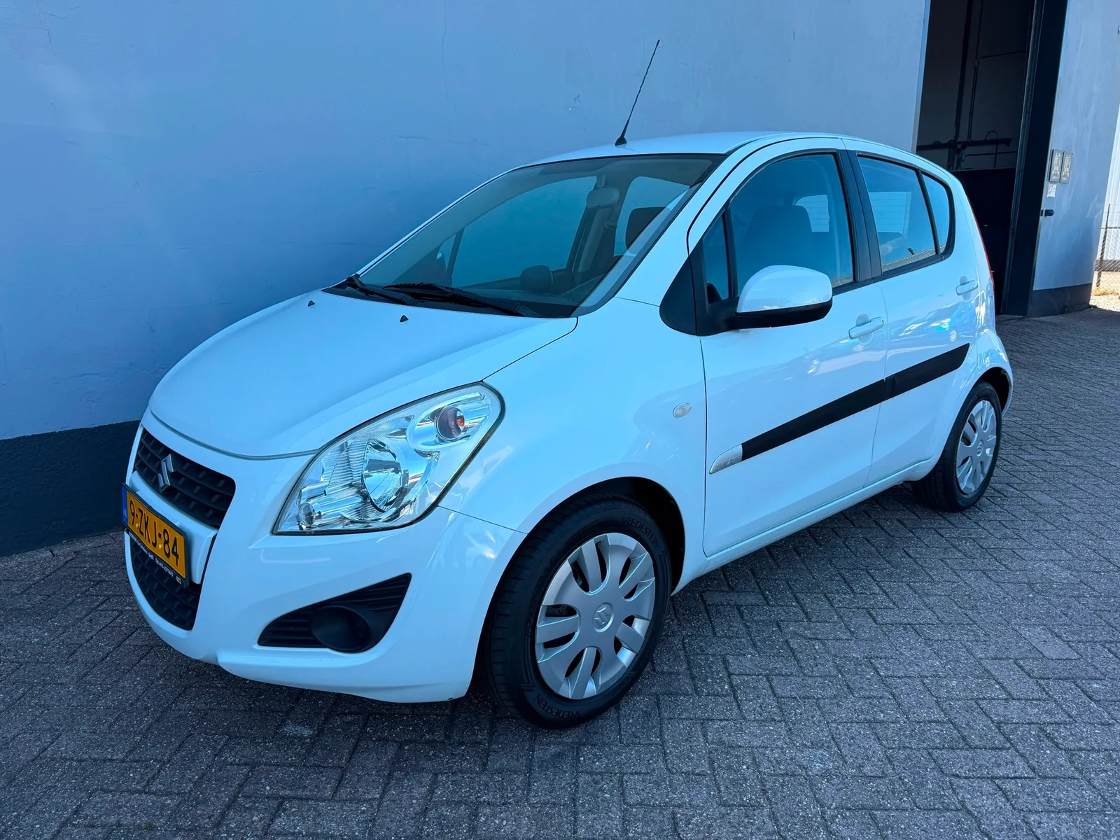 Suzuki Splash (2015) — foto 1