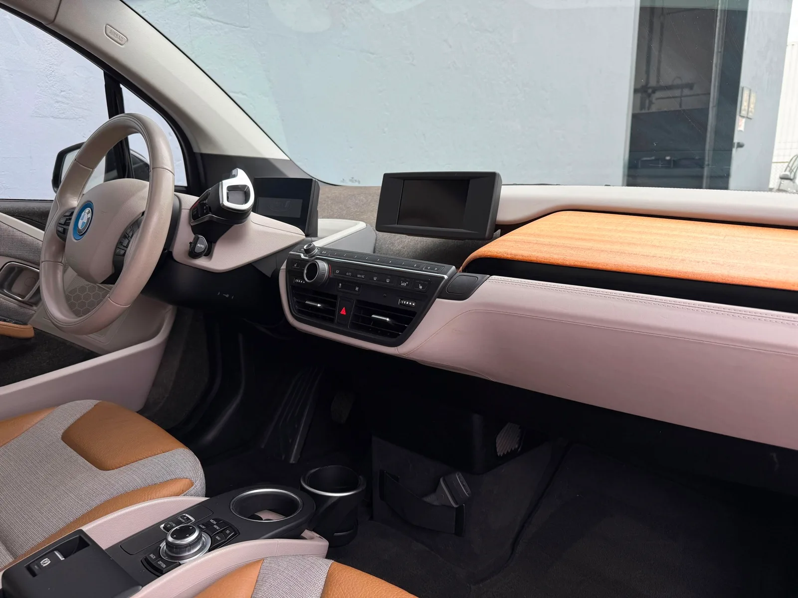 BMW i3 (2015) — foto 1