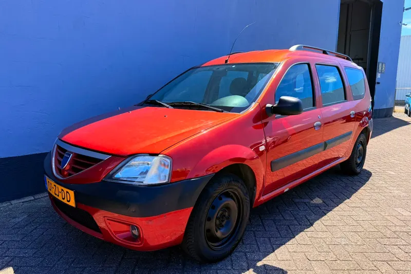 Dacia Logan MCV (2008)