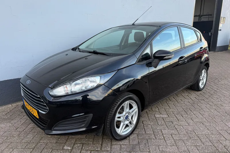 Ford Fiesta (2015)