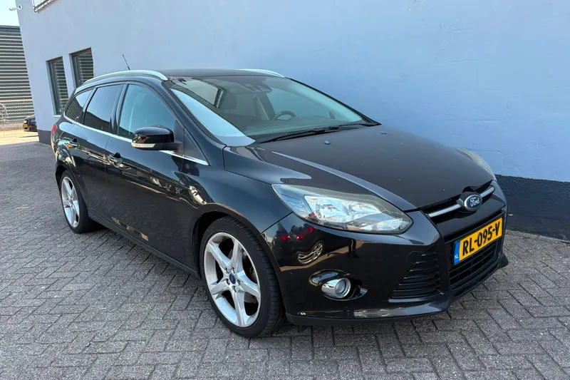 Ford Focus (2012)