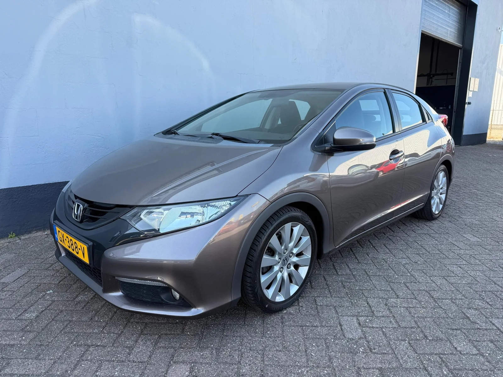 Honda Civic (2014) — foto 1