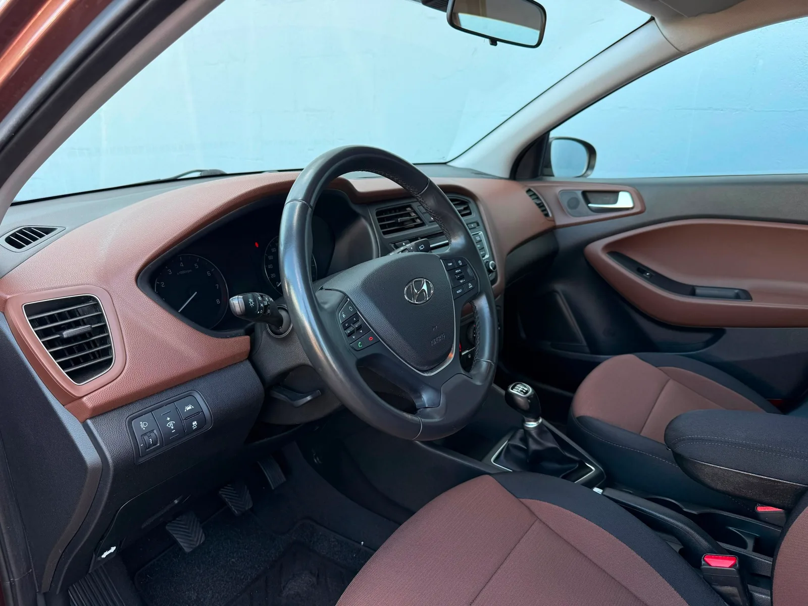 Hyundai i20 (2015) — foto 1
