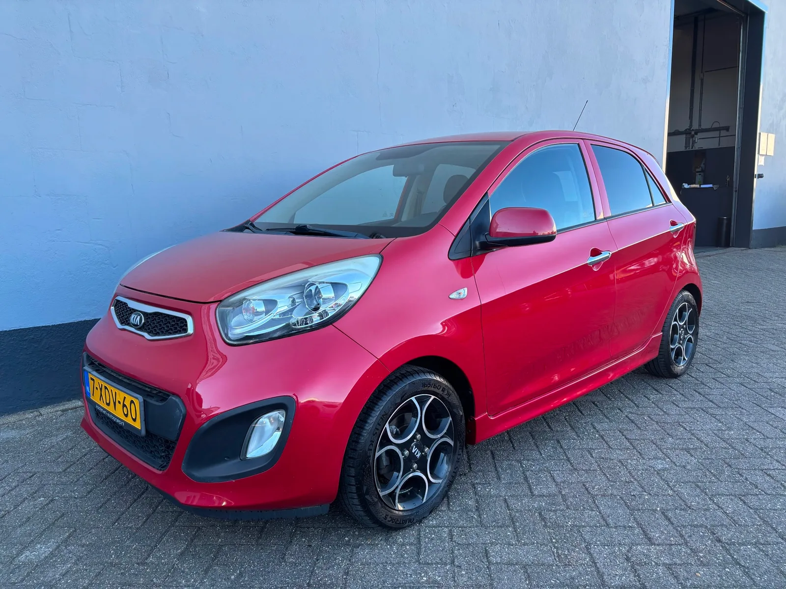 Kia Picanto (2014) — foto 1
