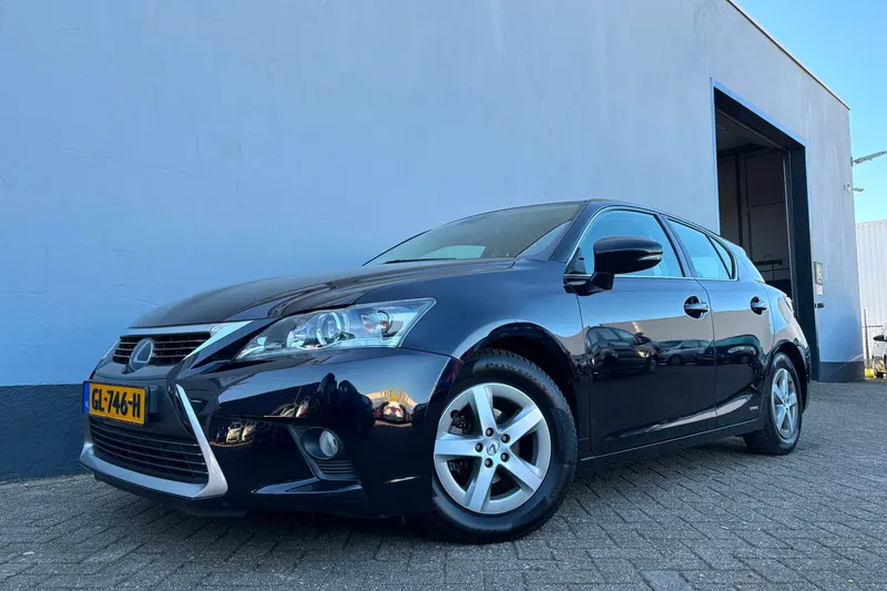 Lexus CT (2015)