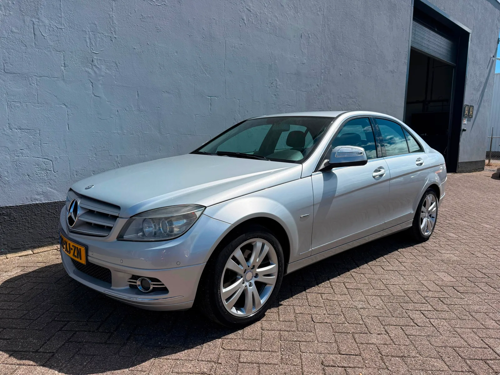Mercedes-Benz C-Klasse (2007) — foto 1