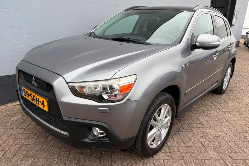 Mitsubishi ASX (2011)