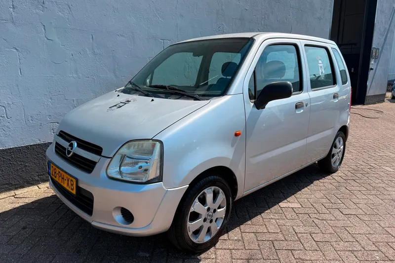 Opel Agila (2004)