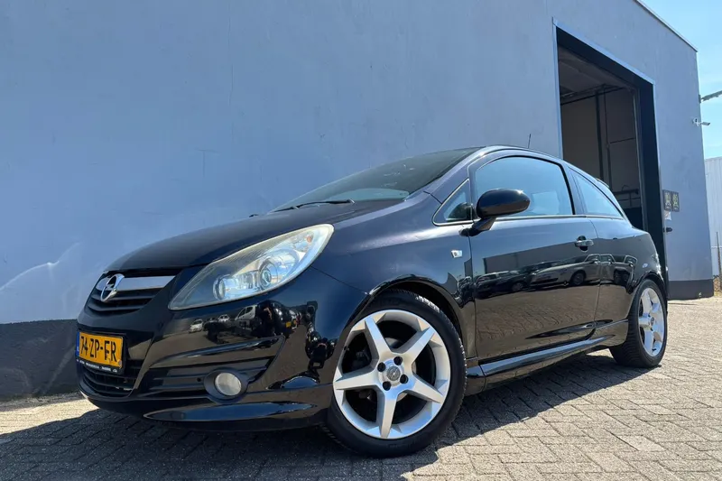 Opel Corsa (2008)