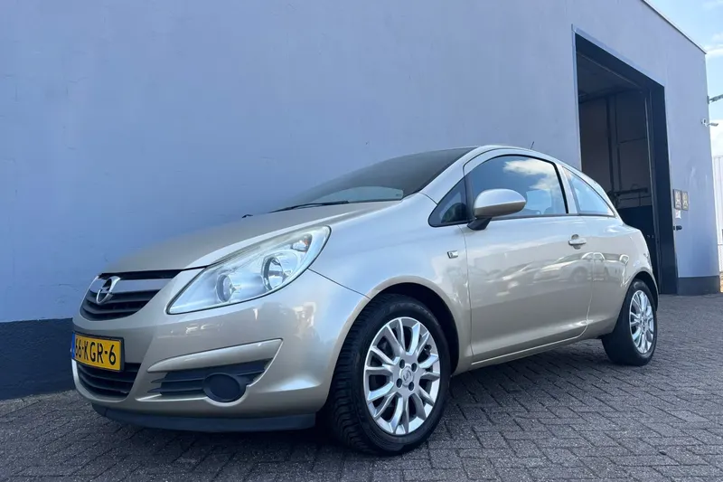 Opel Corsa (2009)