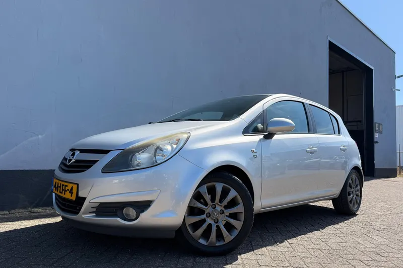 Opel Corsa (2010)