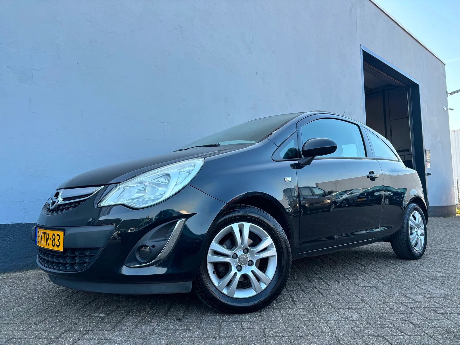 Opel Corsa (2013) — foto 1