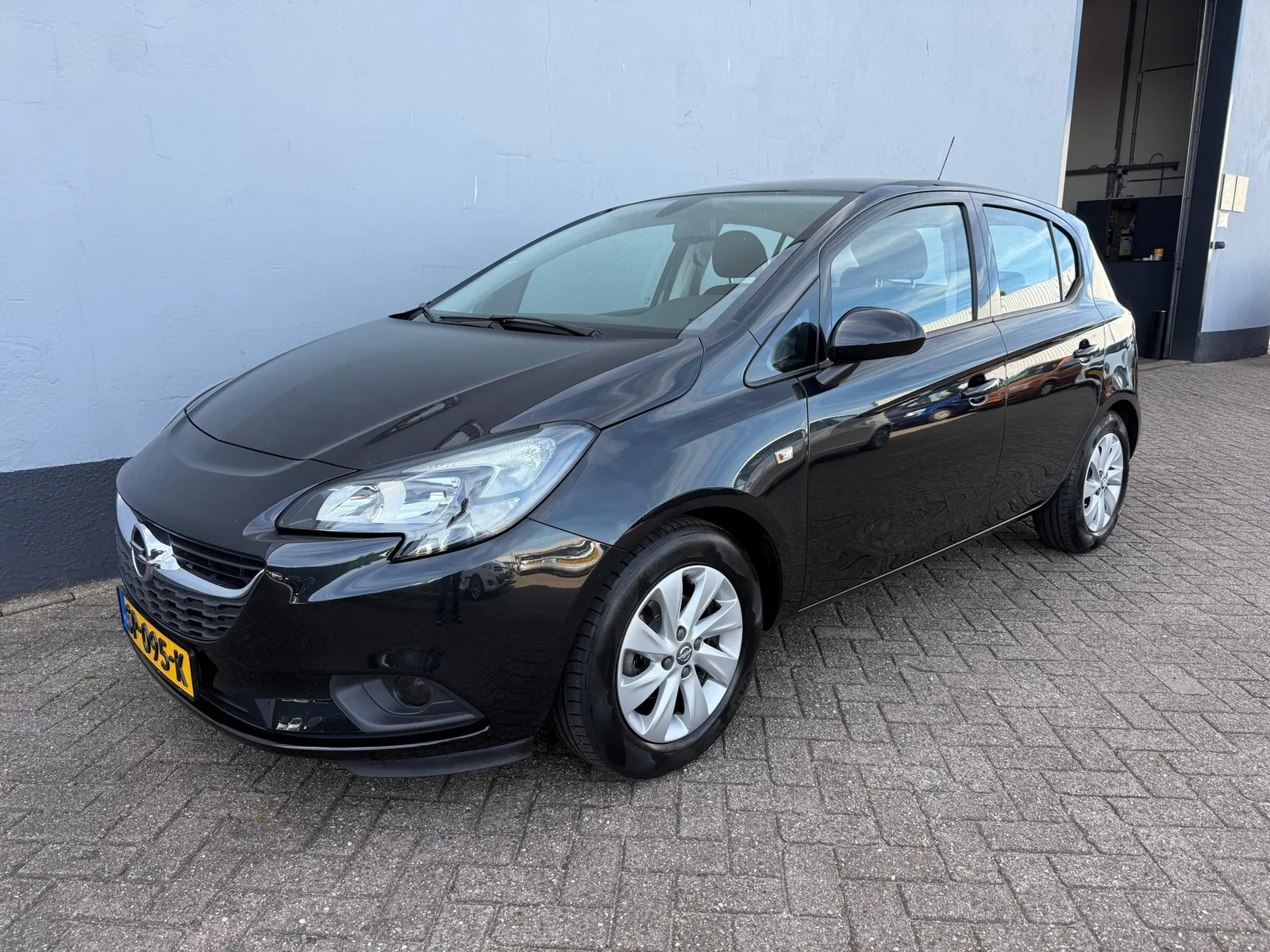 Opel Corsa (2015) — foto 1