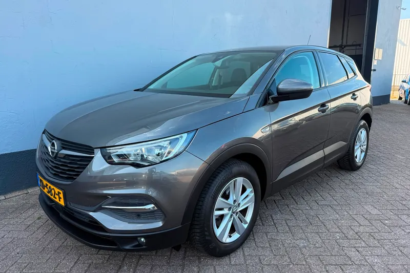 Opel Grandland (2018)