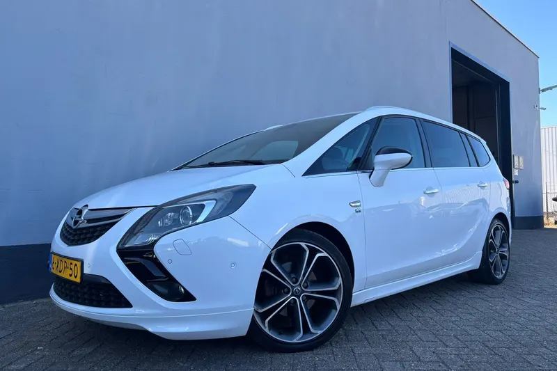 Opel Zafira Tourer (2014)