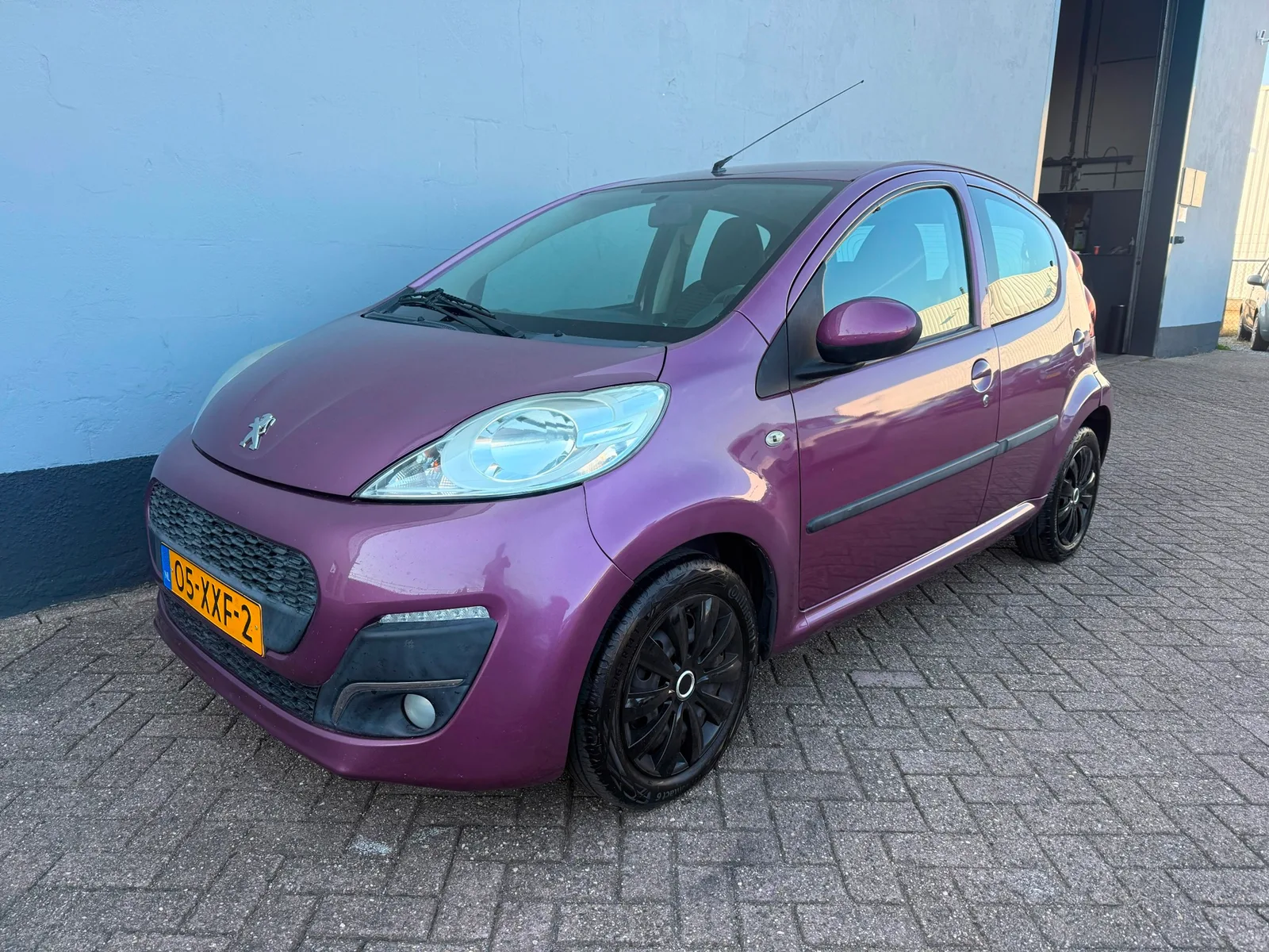 Peugeot 107 (2012) — foto 1