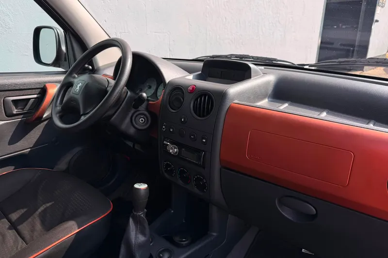 Peugeot Partner (2004)