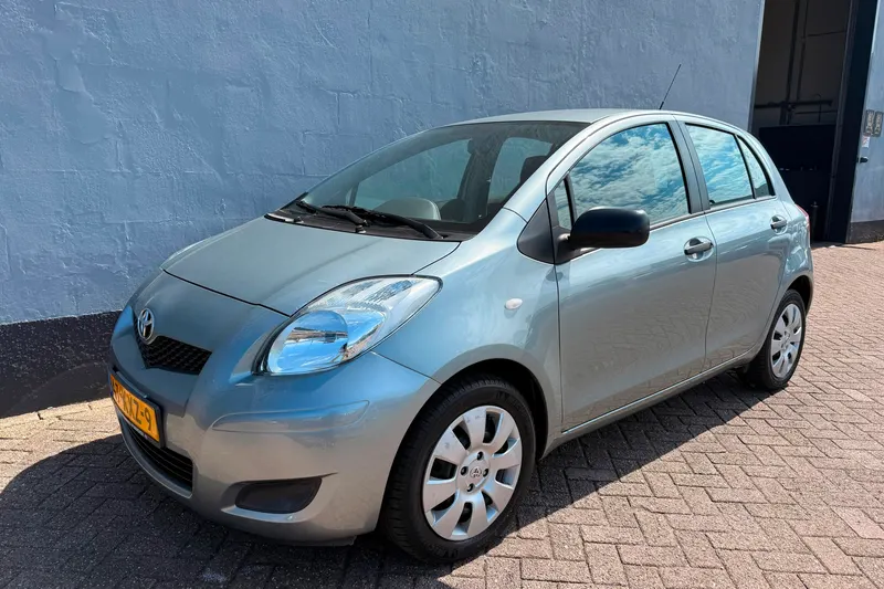 Toyota Yaris (2010)