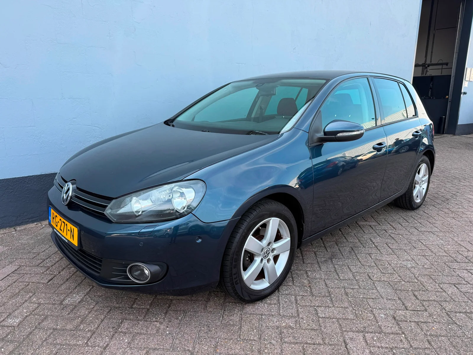 Volkswagen Golf (2010) — foto 1