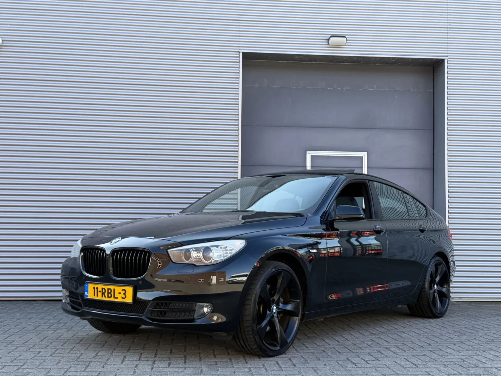 BMW 5-Serie (2011) — foto 1