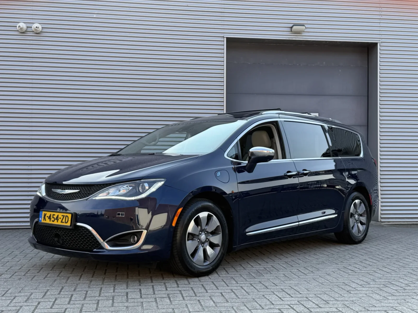 Chrysler Pacifica (2019) — foto 1