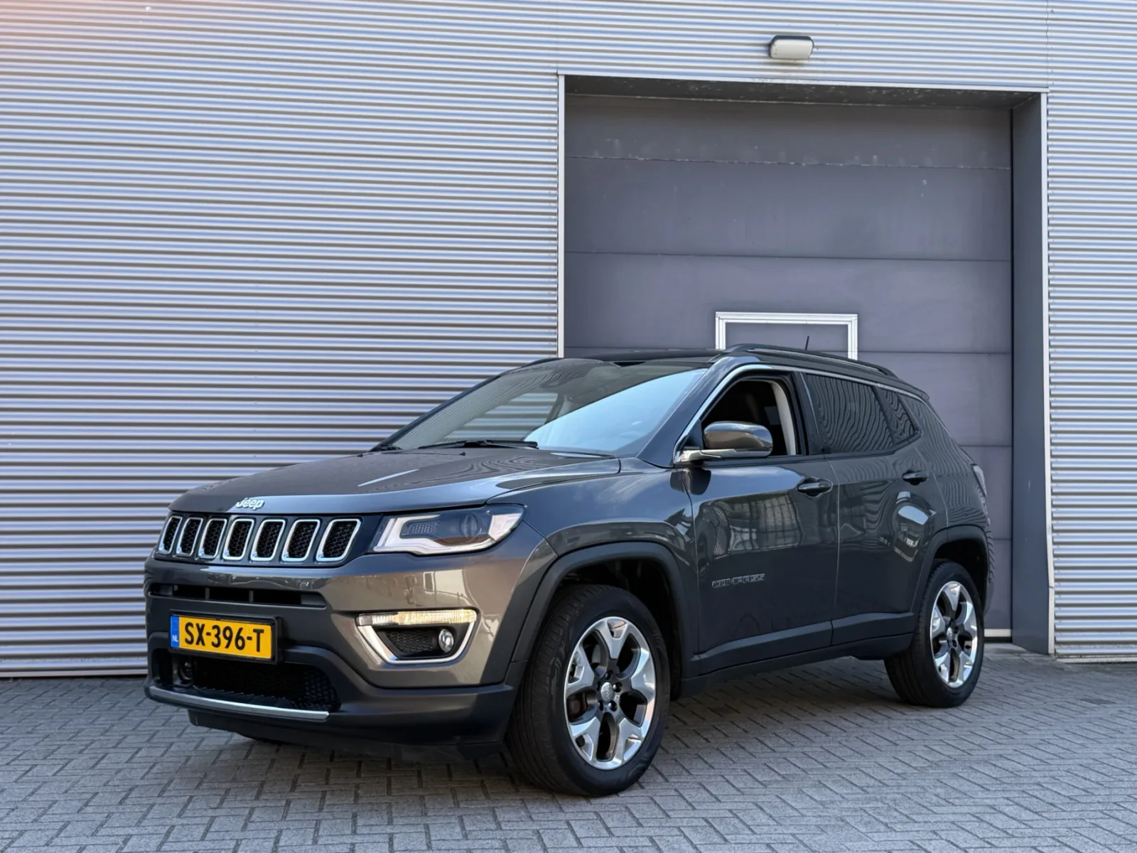 Jeep Compass (2018) — foto 1
