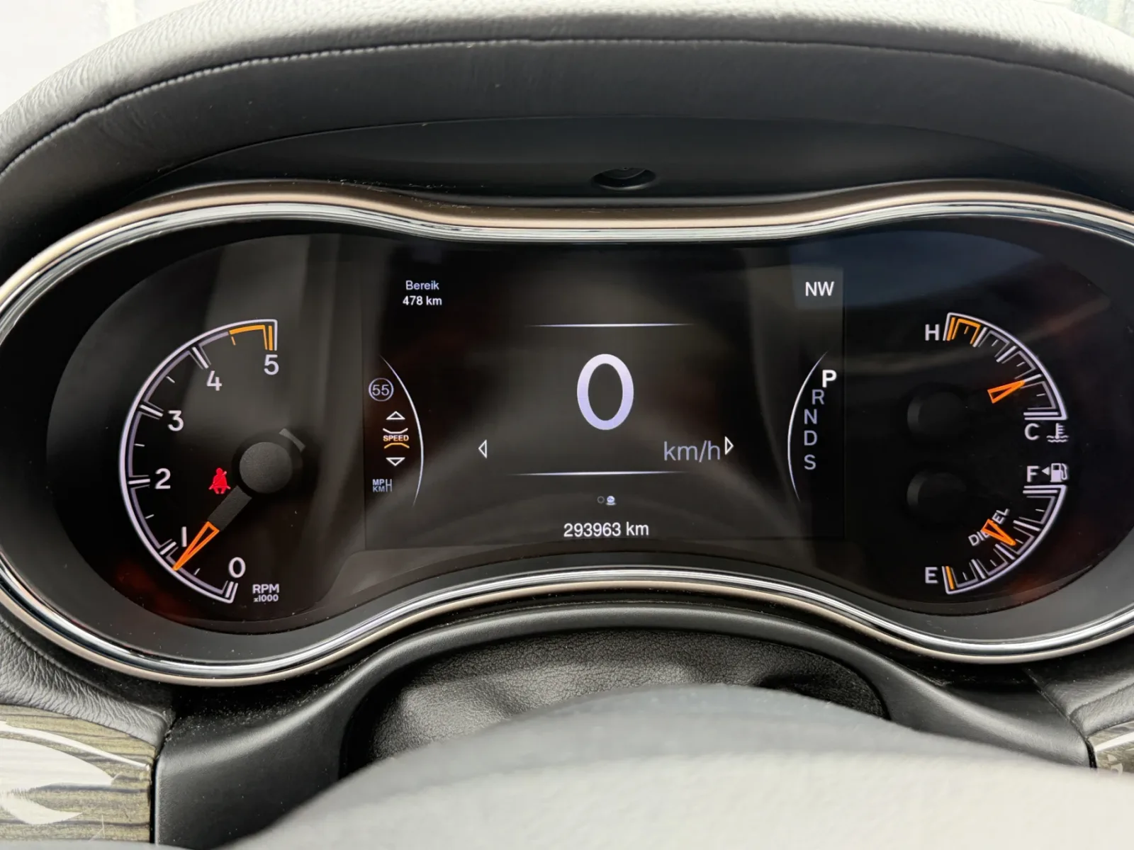 Jeep Grand Cherokee (2014) — foto 1