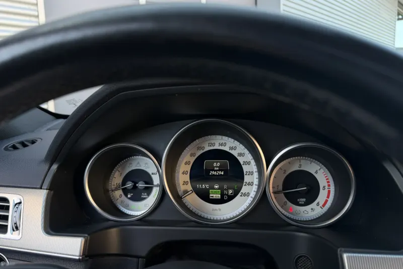 Mercedes-Benz E-Klasse (2016)