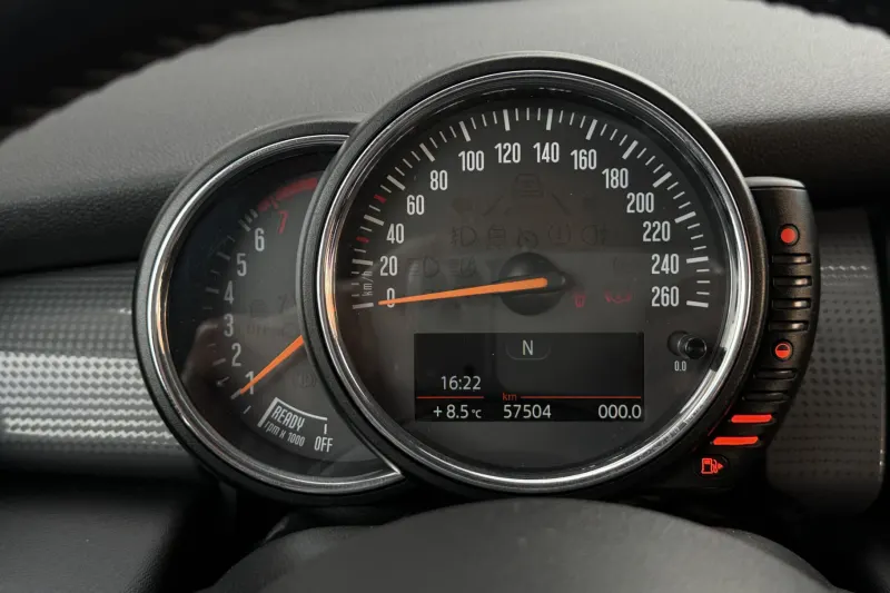 MINI Cooper (2016)