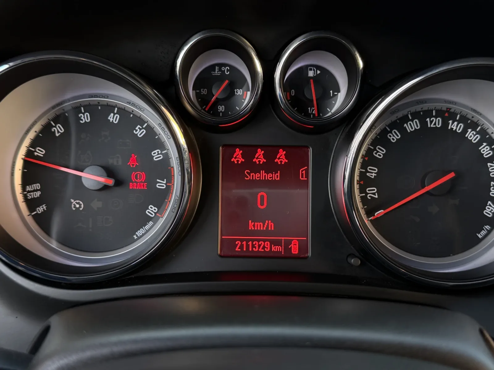 Opel Zafira (2012) — foto 1