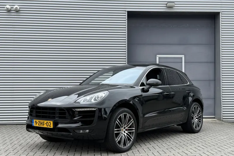 Porsche Macan (2015)
