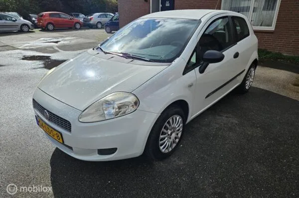 Fiat Grande (2010) — foto 1