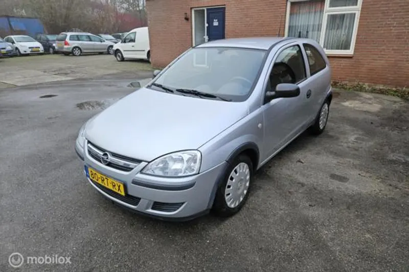 Opel Corsa (2005)