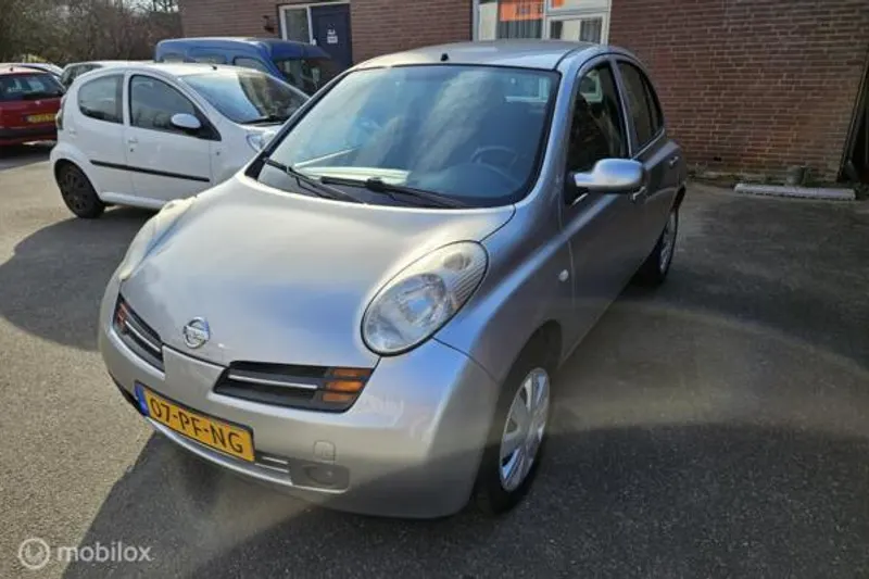 Nissan Micra (2004)