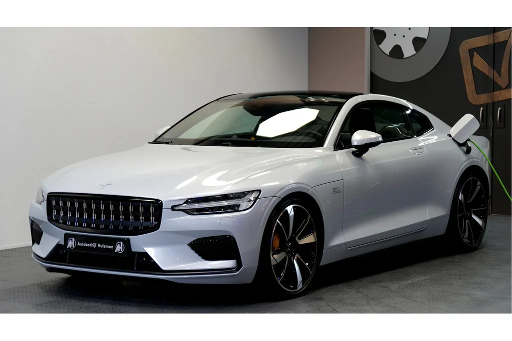 Polestar 1 (2020) — foto 1