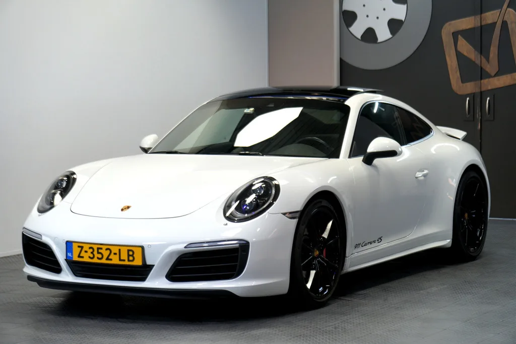 Porsche 911 (2017) — foto 1