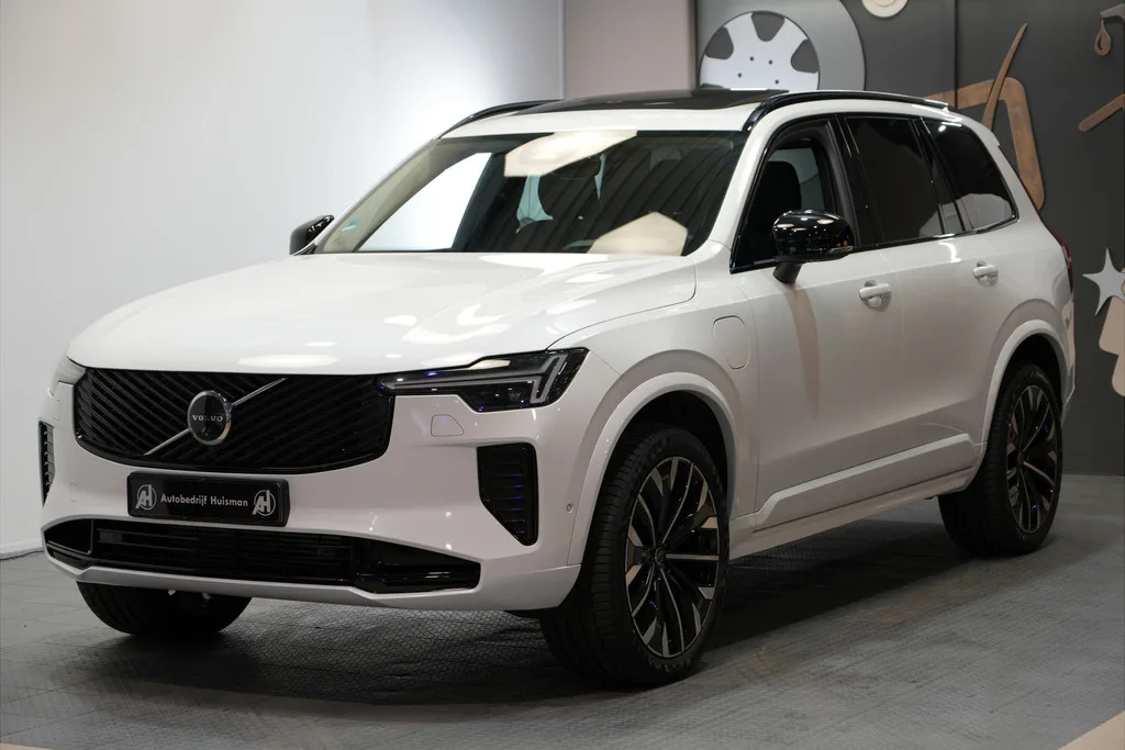 Volvo XC90 (2025) — foto 1