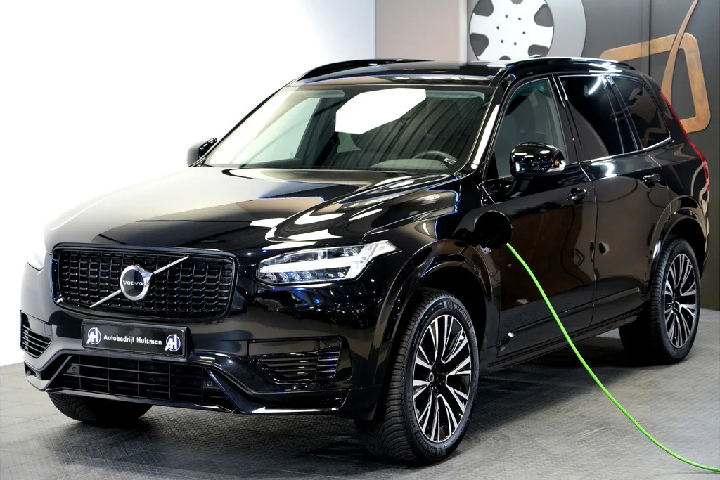 Volvo XC90 (2023) — foto 1