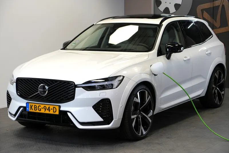 Volvo XC60 (2026)