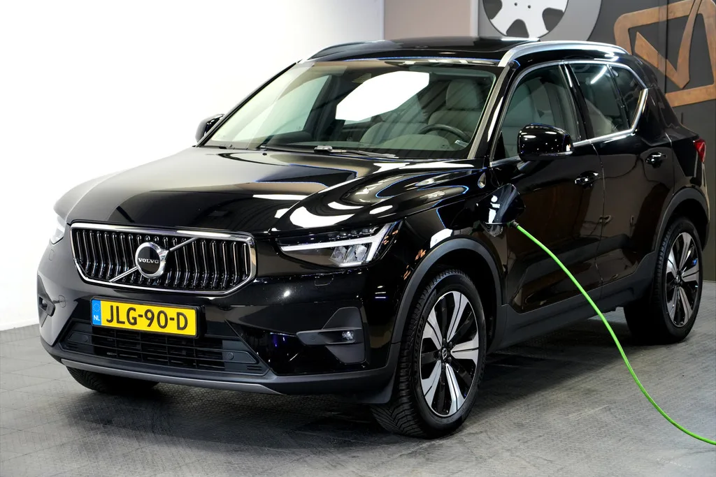 Volvo XC40 (2022) — foto 1