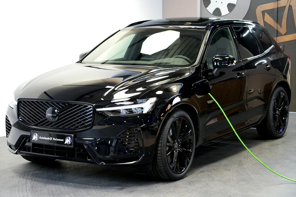 Volvo XC60 (2026) — foto 1