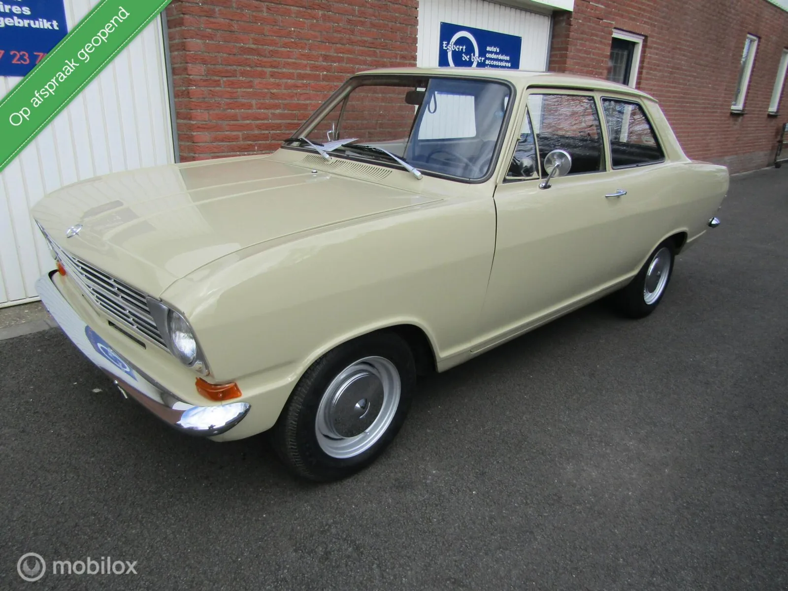 Opel Kadett (1971) — foto 1
