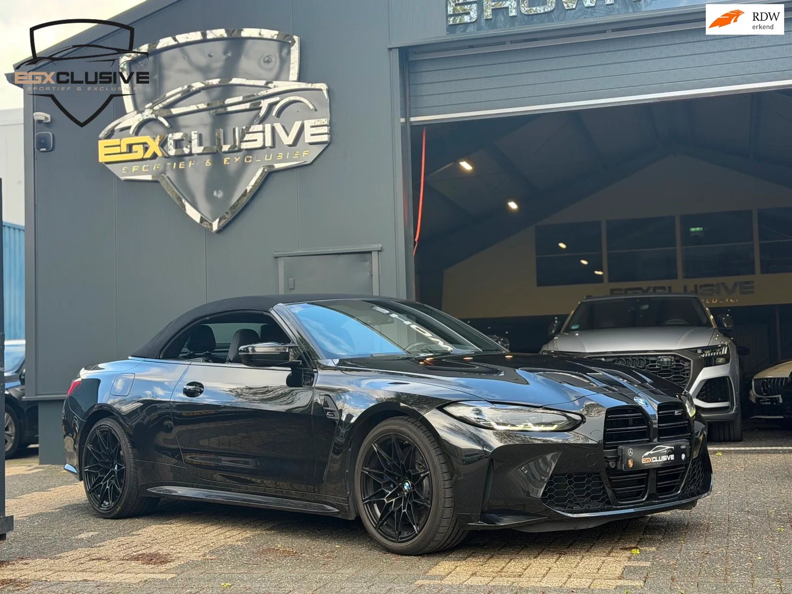 BMW M4 (2022) — foto 1