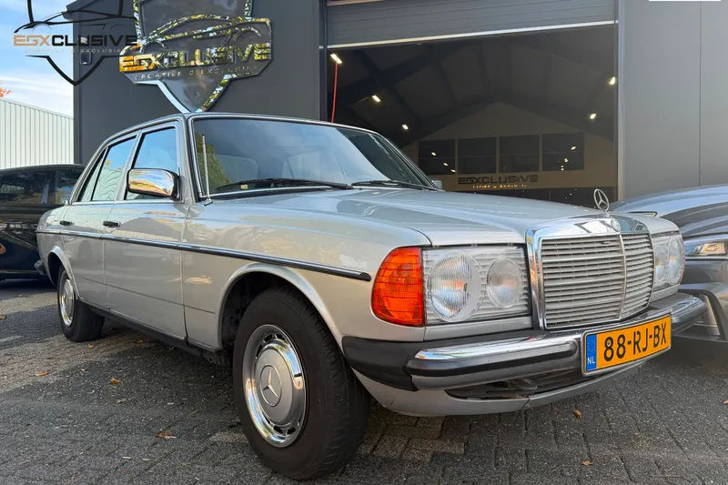 Mercedes-Benz 200-Serie (1980)